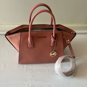 Michael Kors handbag pink